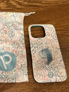 Loopy Case iPhone 16 Pro - Painted Paisley (Righty)